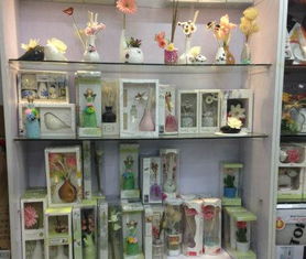 市中心日用品批發市場旺鋪轉讓 26平米，帶貨柜，商機不容錯過